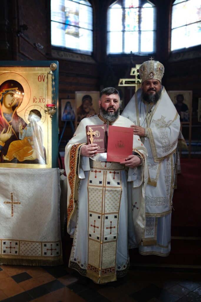 Vizita în parohie a IPS Atanasie, Arhiepiscopul ortodox român al Marii Britanii și Irlandei de Nord (22 apr. 2025)